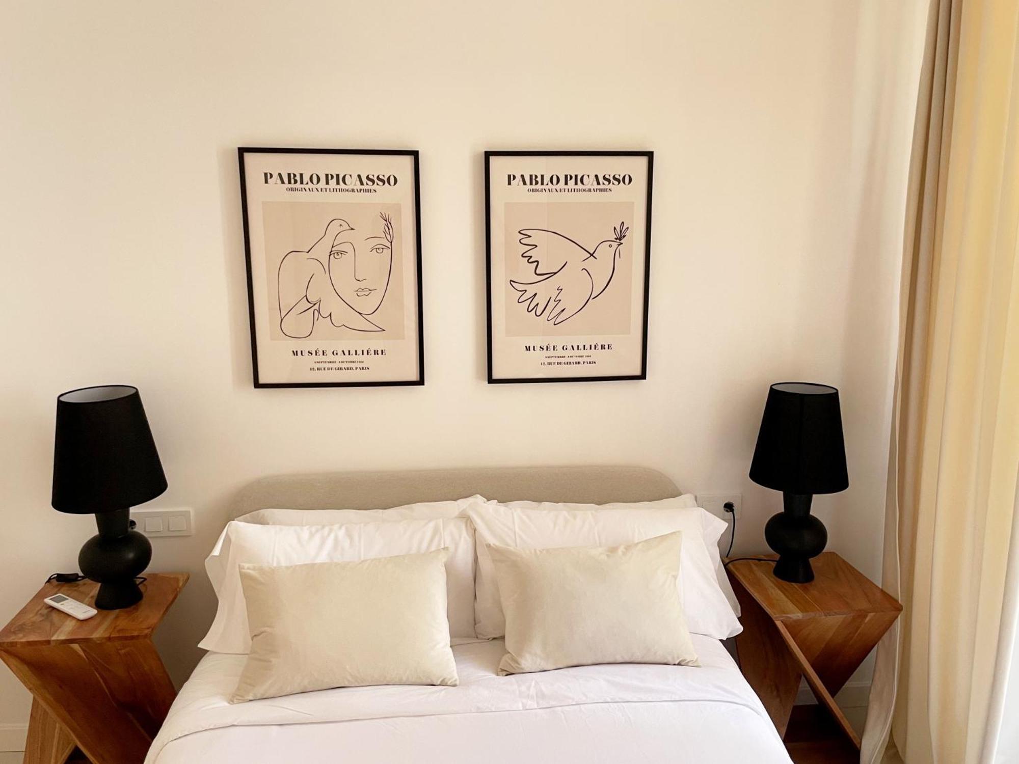 Piso Familiar Con Tres Habitaciones En La Goleta マラガ エクステリア 写真