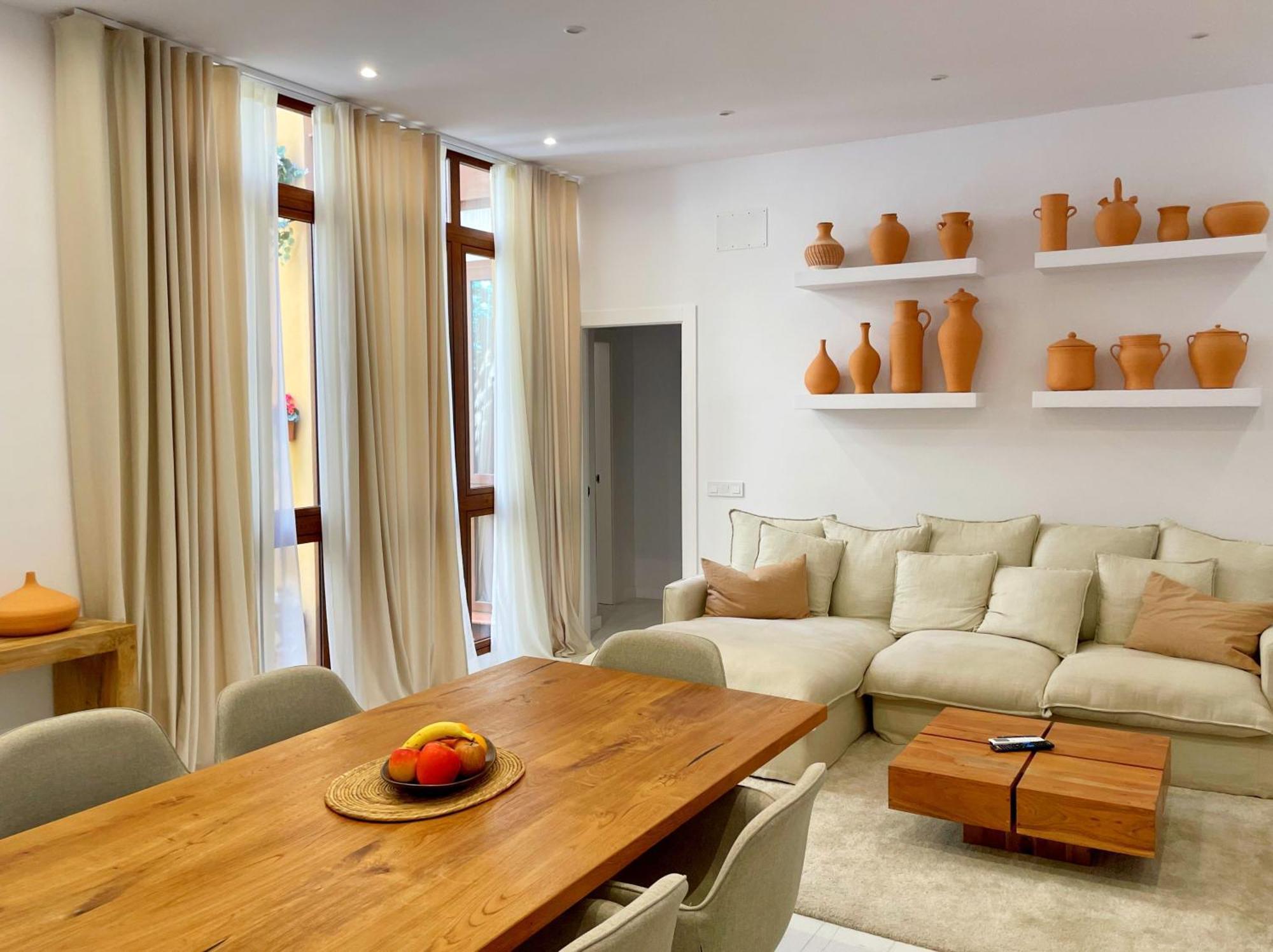 Piso Familiar Con Tres Habitaciones En La Goleta マラガ エクステリア 写真
