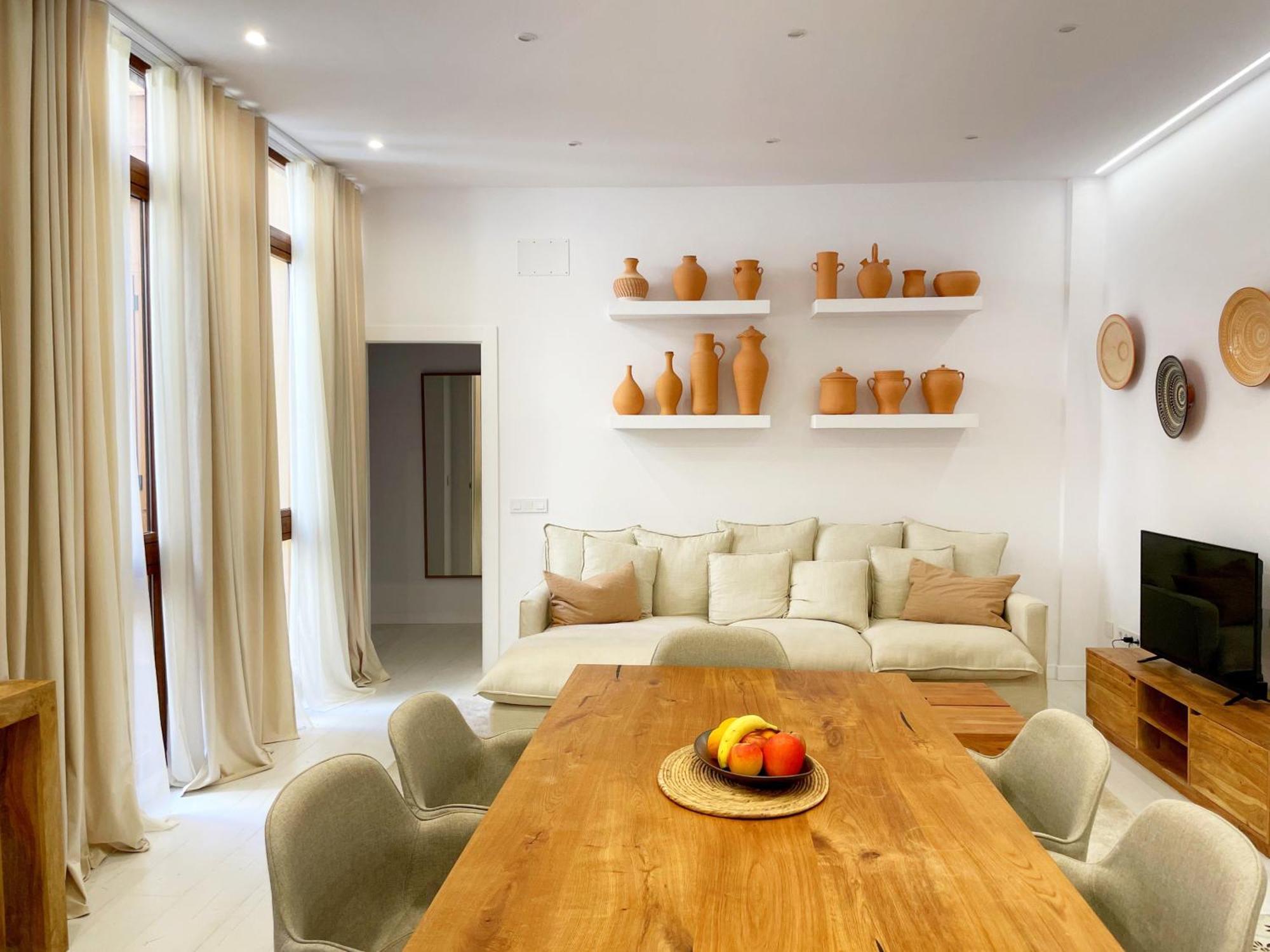 Piso Familiar Con Tres Habitaciones En La Goleta マラガ エクステリア 写真